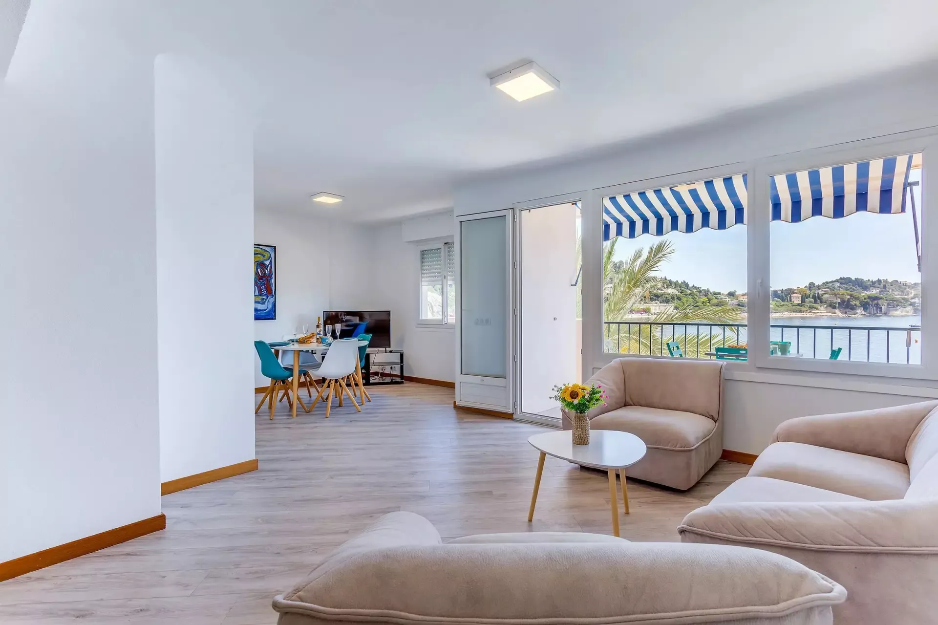 Photo 10 — VILLEFRANCHE-SUR-MER - APPARTEMENT 2 CHAMBRES - TERRASSE ET SUPERBE VUE SUR LA MER