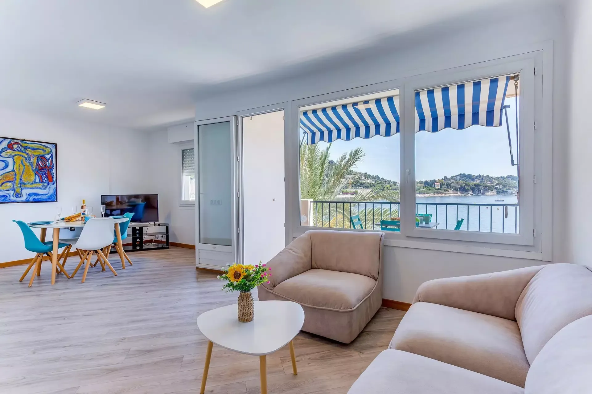 Photo 2 — VILLEFRANCHE-SUR-MER - APPARTEMENT 2 CHAMBRES - TERRASSE ET SUPERBE VUE SUR LA MER