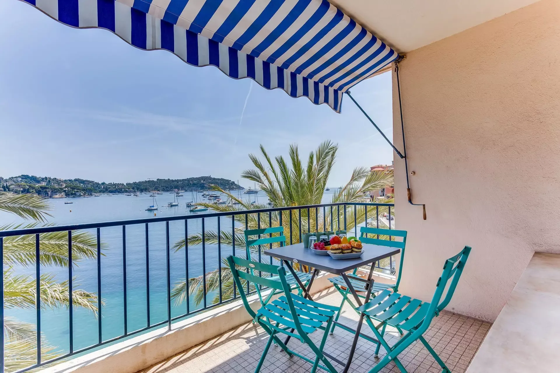 Photo 14 — VILLEFRANCHE-SUR-MER - APPARTEMENT 2 CHAMBRES - TERRASSE ET SUPERBE VUE SUR LA MER