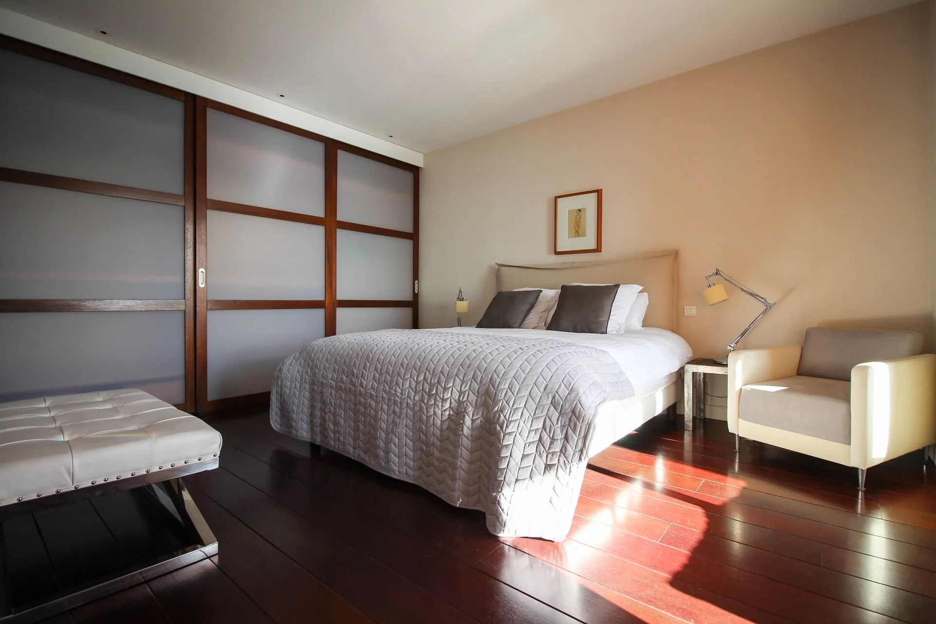 Photo 9 — VILLEFRANCHE SUR MER  - APPARTEMENT EN FRONT DE MER - LARGE TERRASSE - PLAGE & VIEILLE VILLE