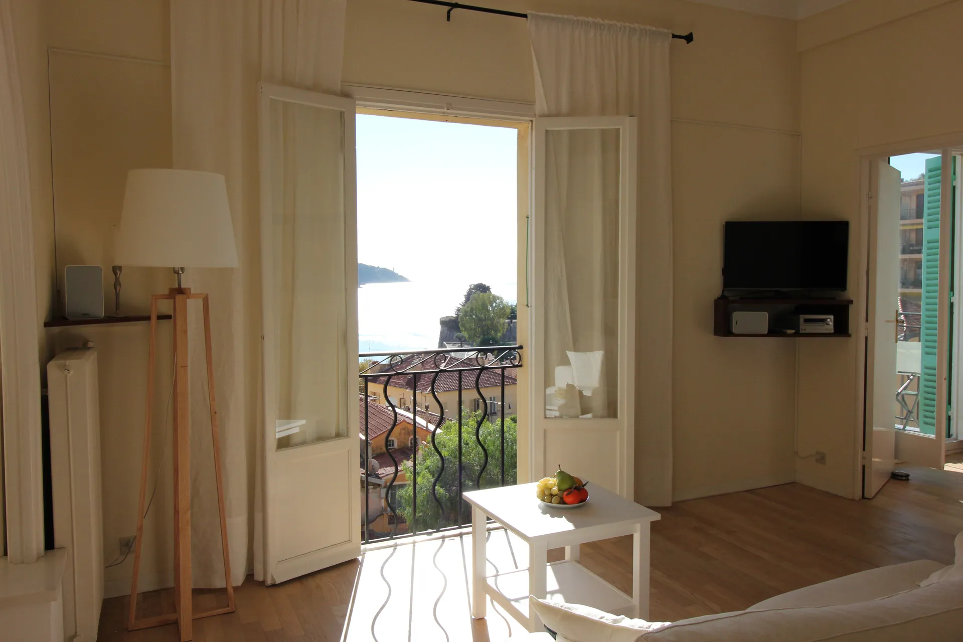 Photo 14 — VILLEFRANCHE SUR MER  - SUPERBE APPARTEMENT 2/3 PIECES - VUE MER PANORAMIQUE - 2 BALCONS