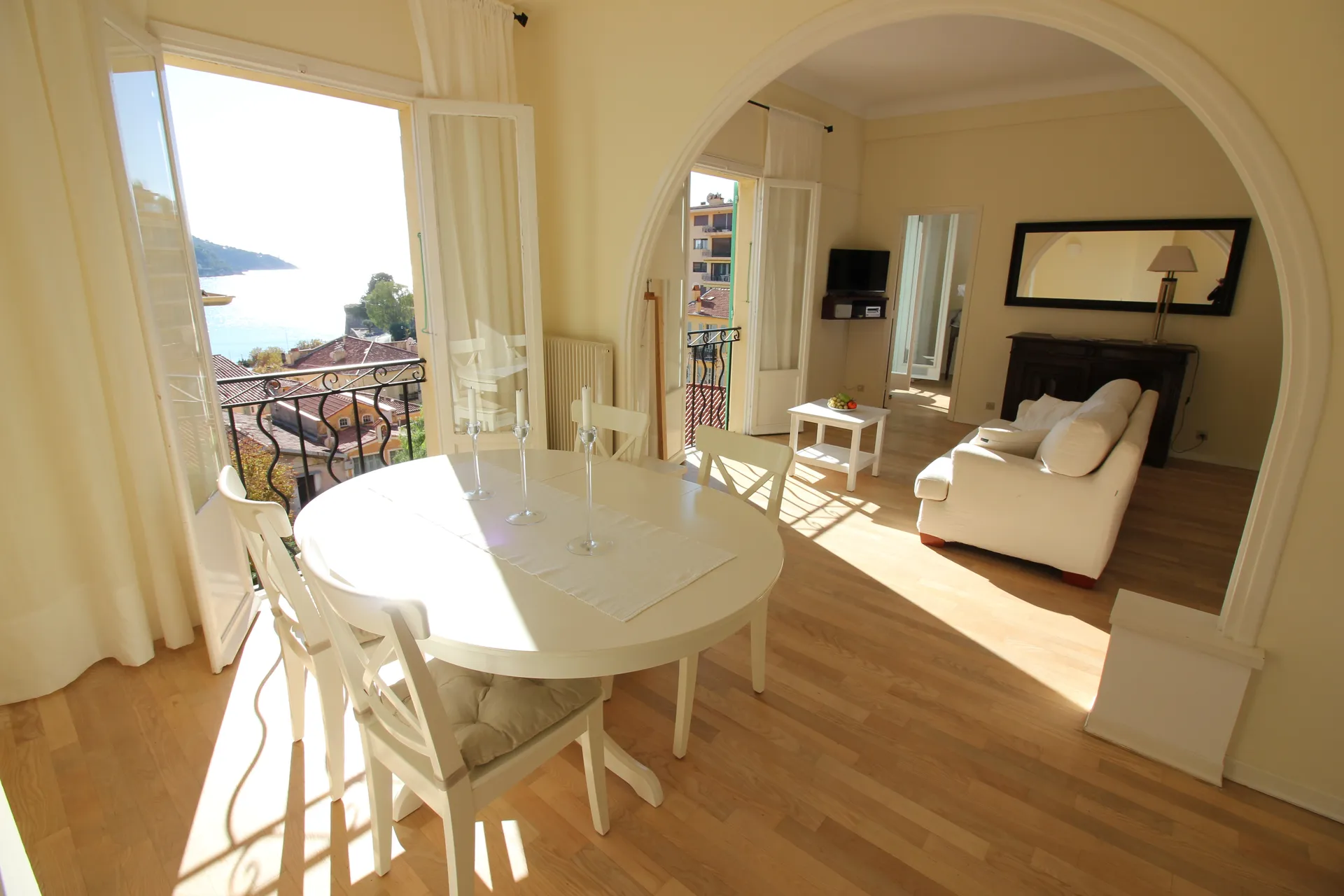 Photo 6 — VILLEFRANCHE SUR MER  - SUPERBE APPARTEMENT 2/3 PIECES - VUE MER PANORAMIQUE - 2 BALCONS